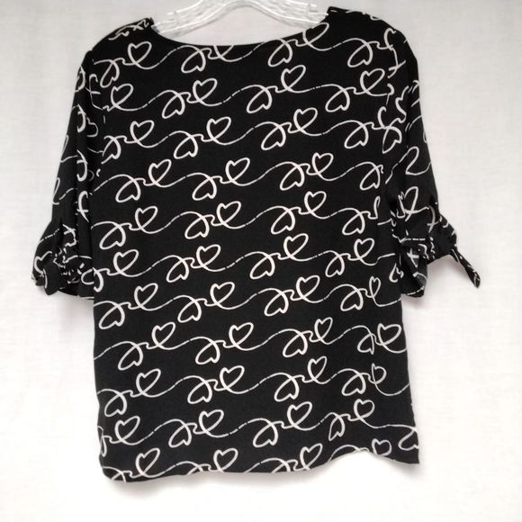 Apt 9 Blouse Black White Heart Swirl Button Down Sz S Coquette Feminine Whimsy - Picture 6 of 12